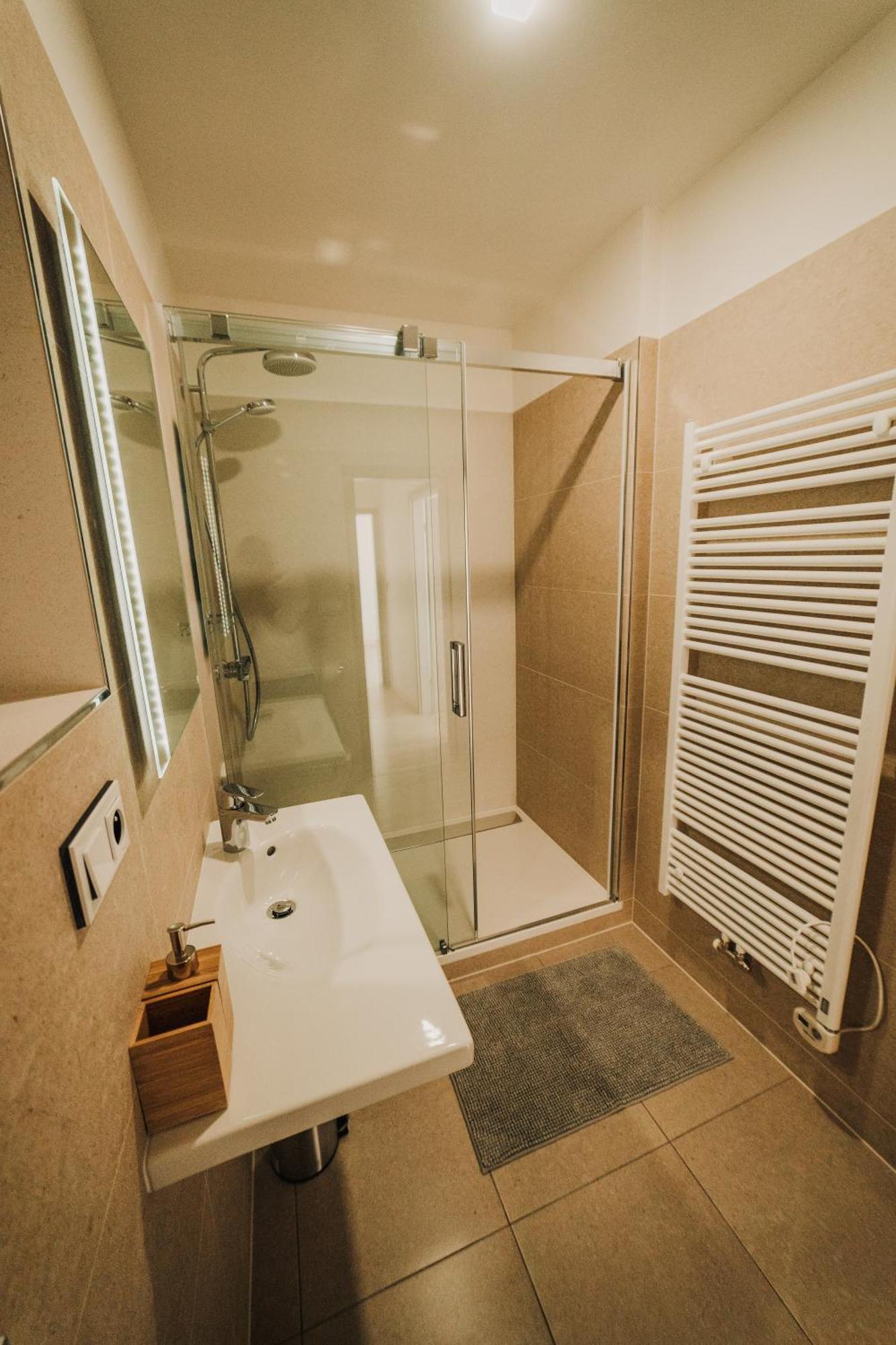 Citybeat Apartments, 400M From The Square Πίλζεν Εξωτερικό φωτογραφία